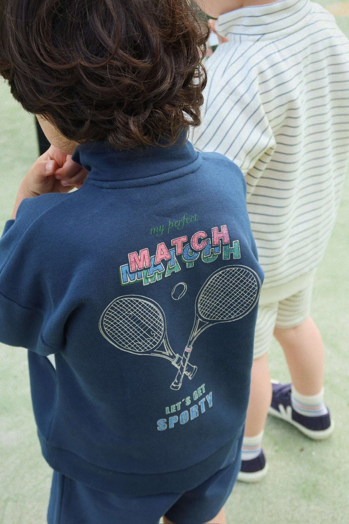 Franziskas Favoriten für Boys – Spotty Poloshirts und Juno Bomberjacke von Konges Sløjd