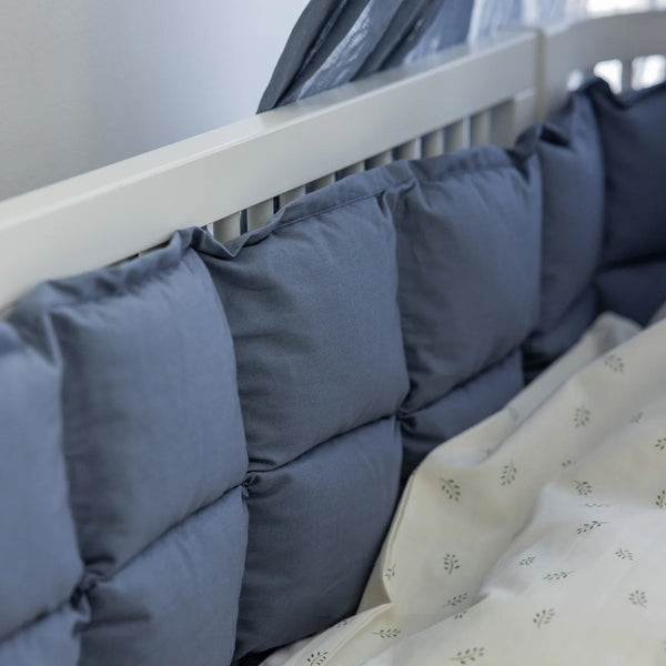 Kapok bed bumper Forest lake blue (360 cm)