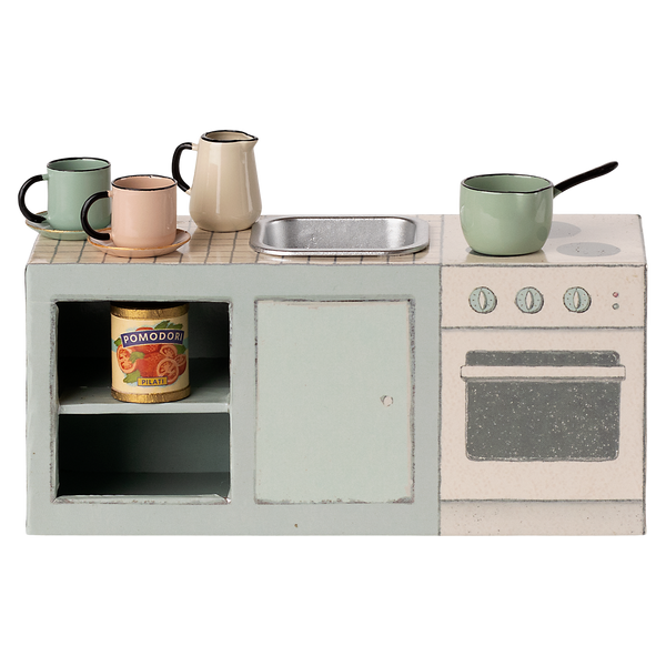 Kitchen counter mouse 