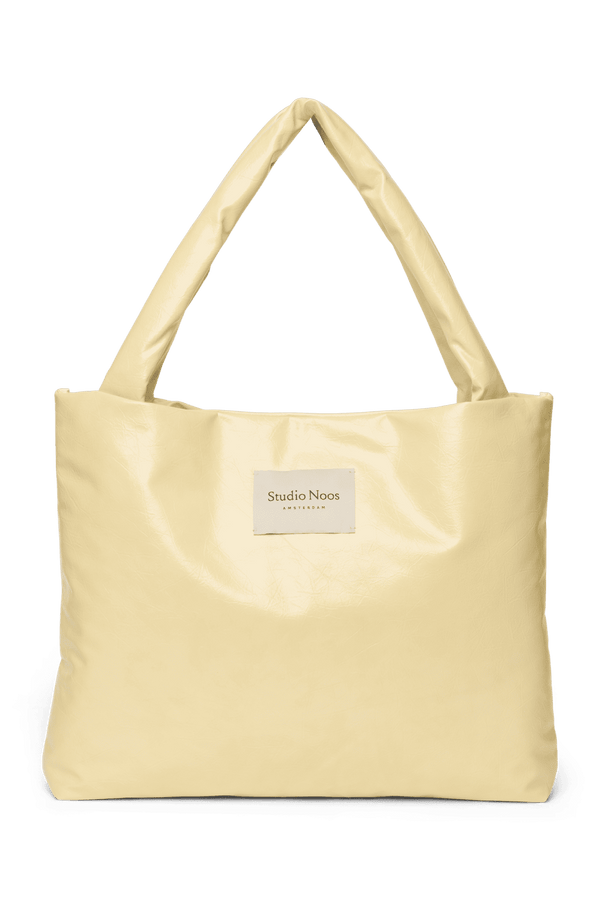 Studio Noos Vegan Leather Mom Bag Butter Yellow aus veganem Leder