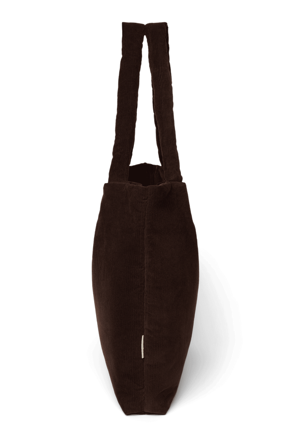 Gerippte Steppung der Studio Noos Rib Puffy Mom Bag im Detail