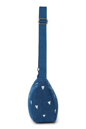 Studio Noos Gürteltasche Dark Blue White Hearts quer getragen