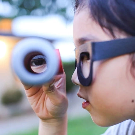 Wooden detective playset 