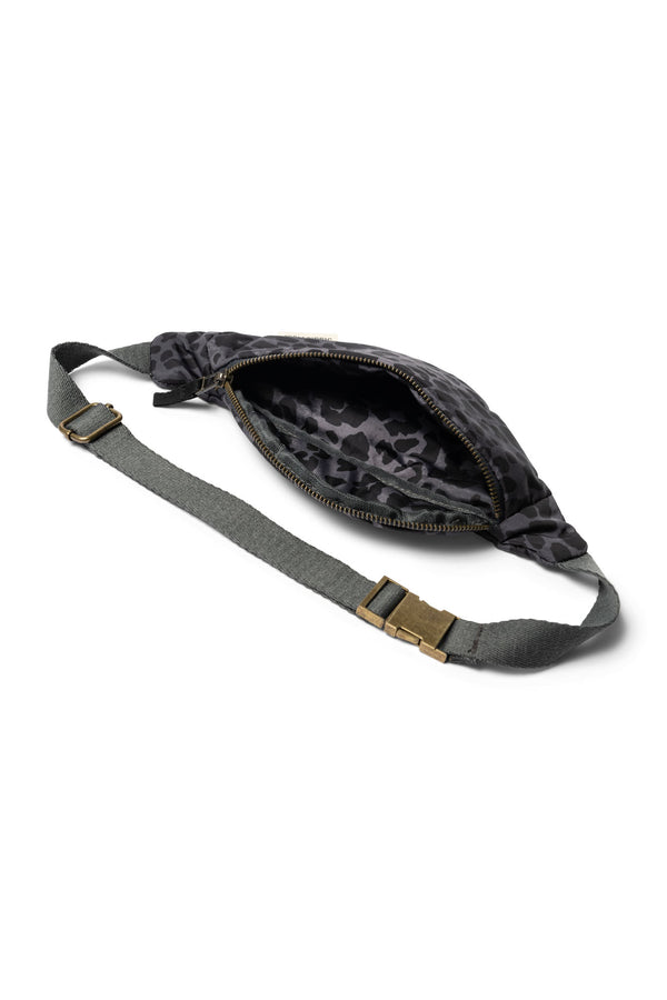 Anatara Leopard Puffy Belt Bag for Kids