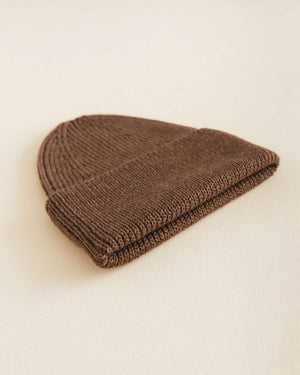 Hvid Fonzie Beanie Mocha aus reiner Merinowolle
