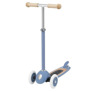 Banwood Scooter Dusty Blue, Detail des Trittbretts