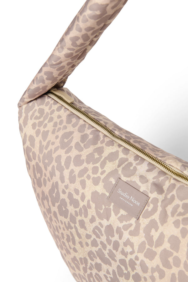 Puffy Cross Body Bag Beige Leopard