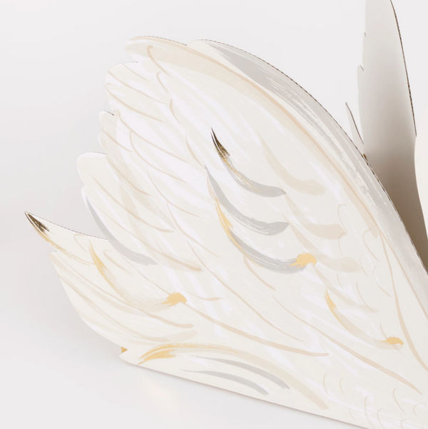 Swan table decoration