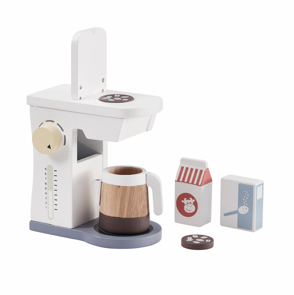 Coffee machine with accessories