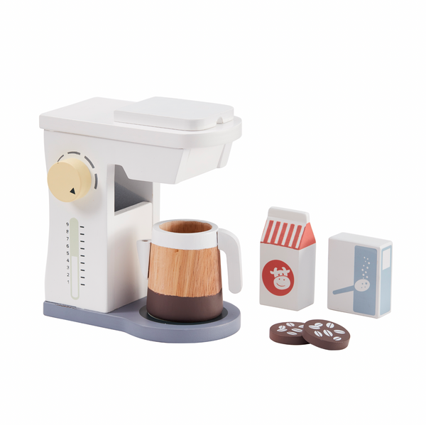 Coffee machine with accessories
