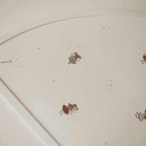 Fairy-Mice-Tischset von Mushie beim Essen
