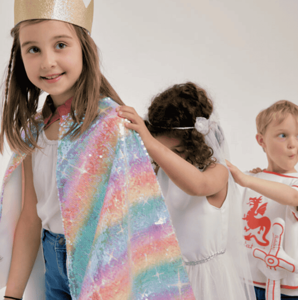 Regenbogen-Umhang mit mehrfarbigen Pailletten