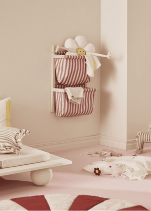 Wand-Organizer von Kids Concept, Rahmen aus FSC-Birkenholz im Detail