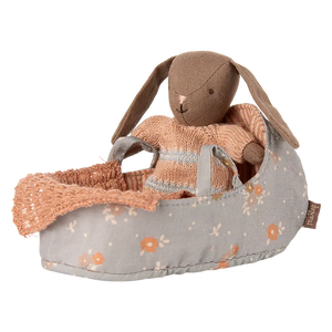 Maileg Tragetasche Micro mit kleiner Maus darin