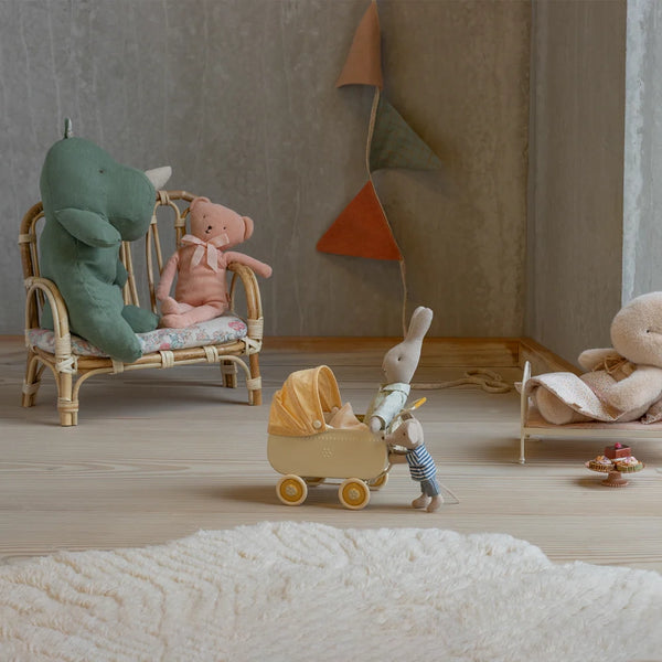 Safari Friends Rhino Medium Sage 