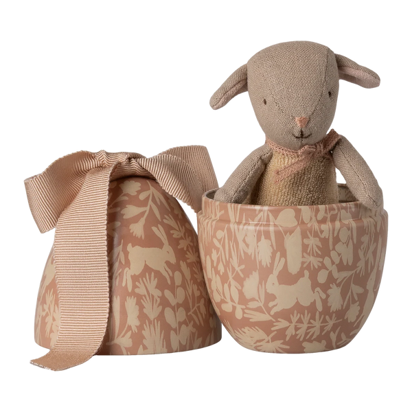 Easter egg with micro lamb small powder 