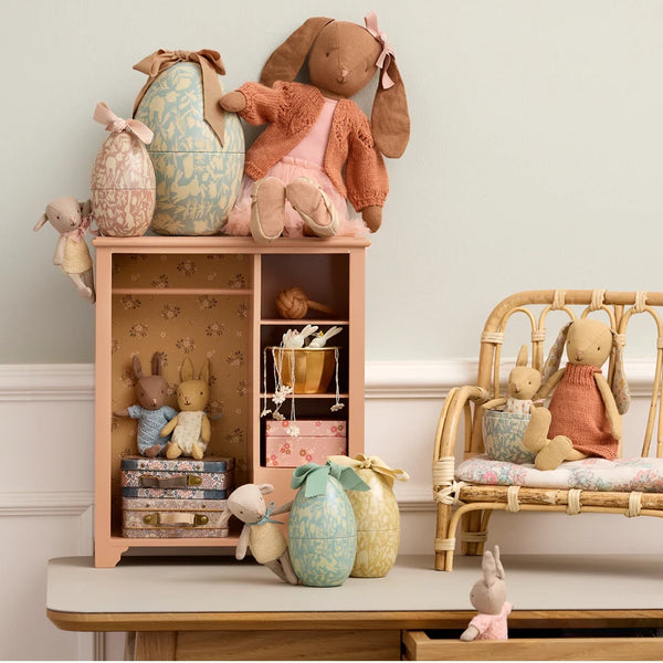 Easter egg with micro lamb small powder 