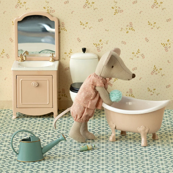 Bathtub Mouse Rose