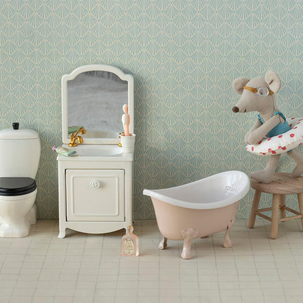 Bathtub Mouse Rose