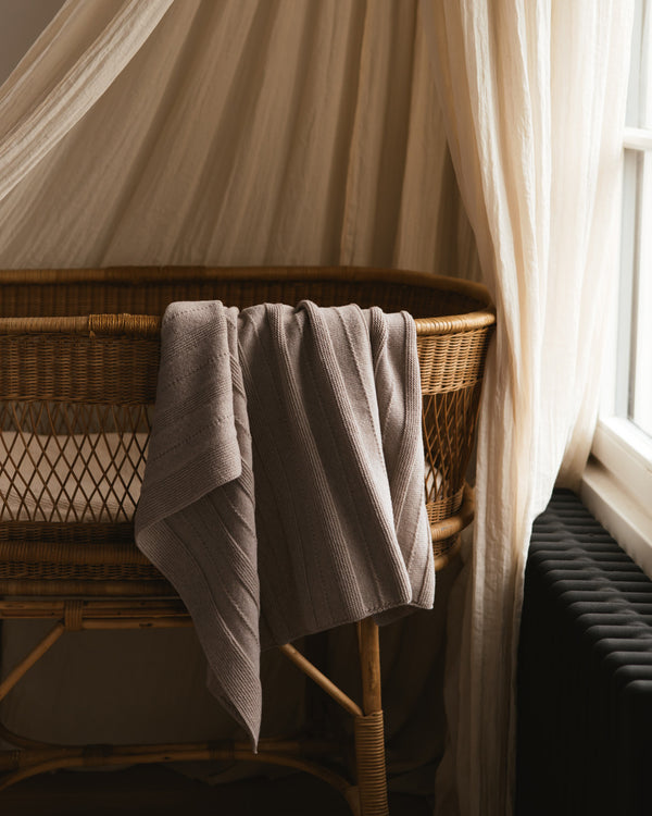 Holly Pebble baby blanket