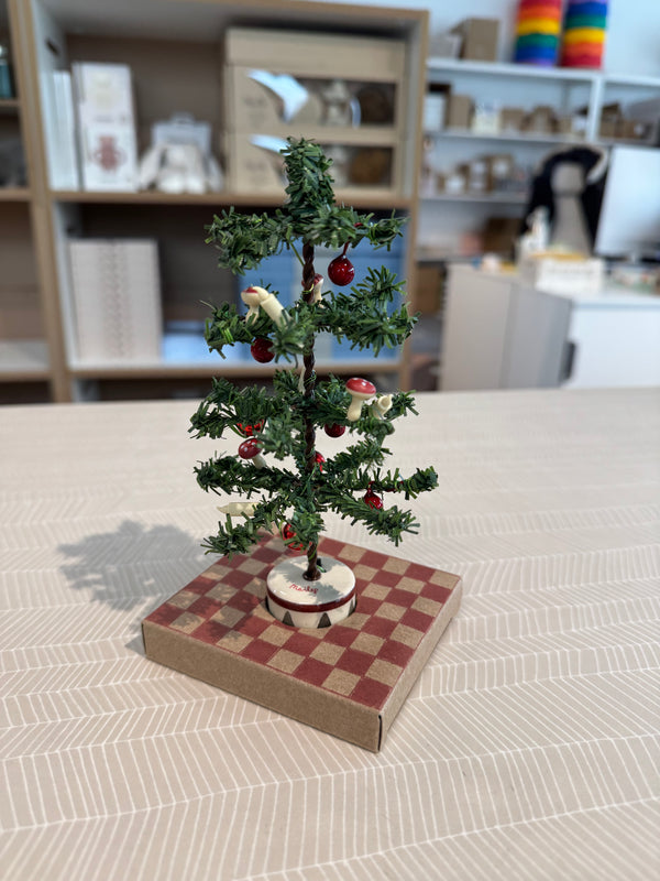 Give a Chance: Christmas Tree Mouse 