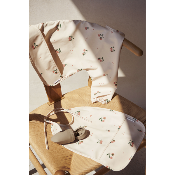 Merle bib with sleeves Peach Sea Shell