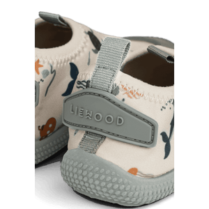 Liewood Sanjia Badeschuhe Sea Creature / Sandy Detail des Prints