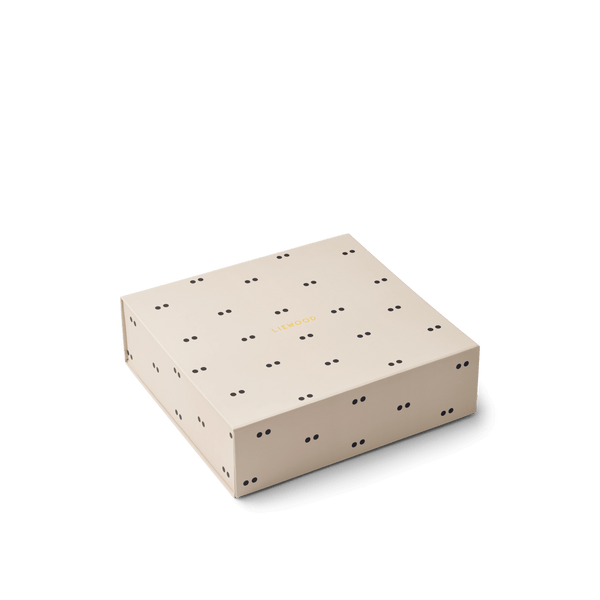 Mileah Geschenkset von LIEWOOD in einer stilvollen, gepunkteten Verpackung für Baby Mahlzeiten.