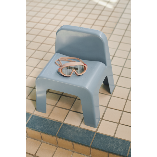 Chase Chair Beach Blue