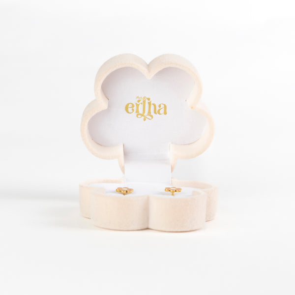 Mini Daisy Jewelry Box