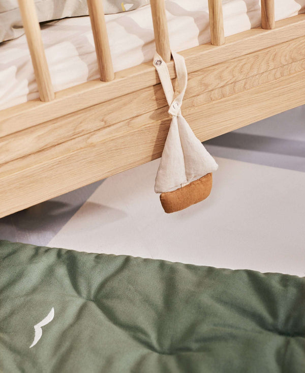 Baby-Spielzeug Nemo Sailboats von Dear April für den Spielbogen, CE-geprüft nach EN 71