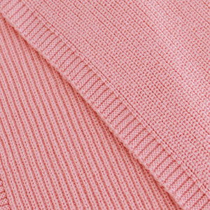 Hvid Schal Gustave Bubblegum, Detail des Strickmusters