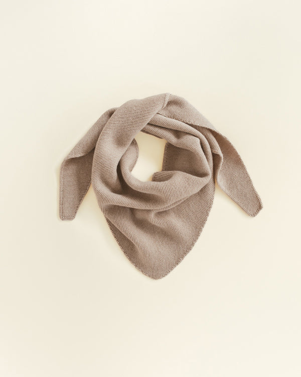 Triangle scarf Josephina Sand