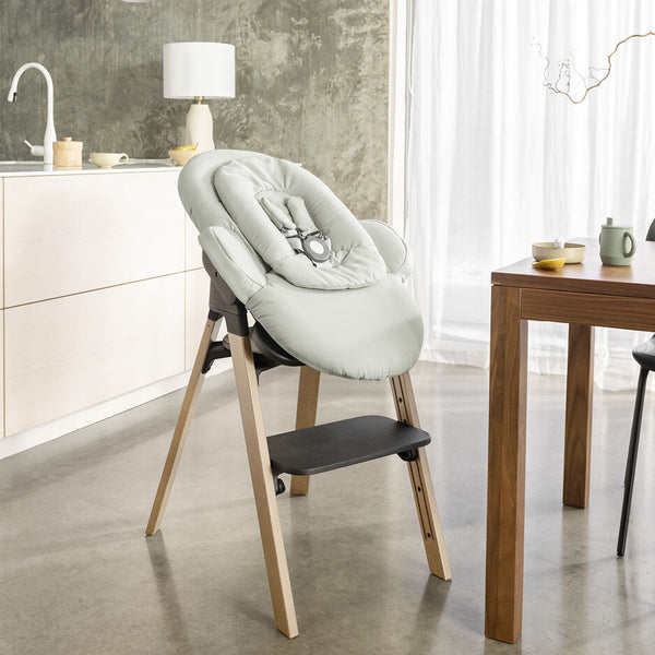 Stokke Stokke® Steps™ Wippe Soft Sage | Babywippe | Beluga Kids