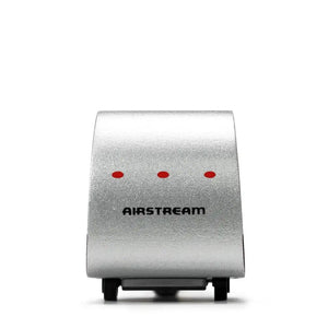Holz-Wohnmobil Airstream von Candylab auf ABS-Felgen