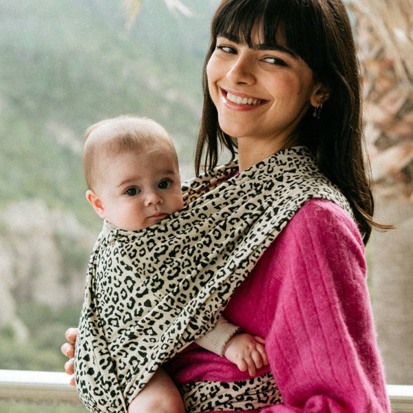 Knotless baby carrier Leo