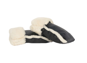 Buggy Mittens Noir Milk von BINIBAMBA, Seitenansicht