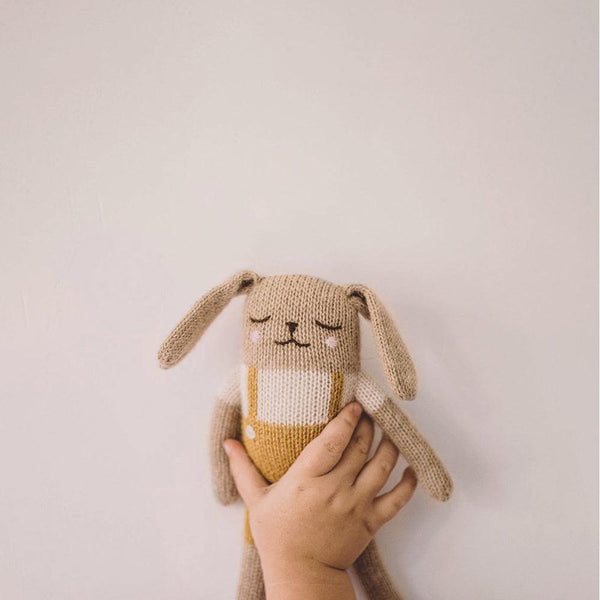 Jouet tricot Lapin Ocre