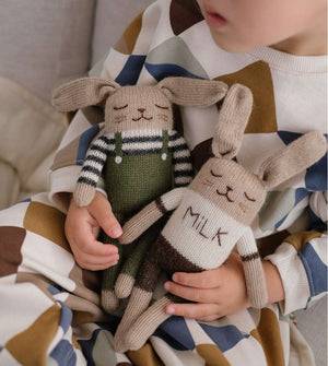 Main Sauvage x Organic Zoo Kuschelhase Detailansicht