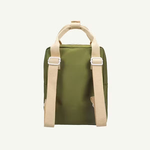 Sticky Lemon Envelope Rucksack tickling grass getragen
