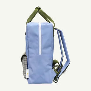 Sticky Lemon Kinderrucksack Cloud Blue von Kind getragen