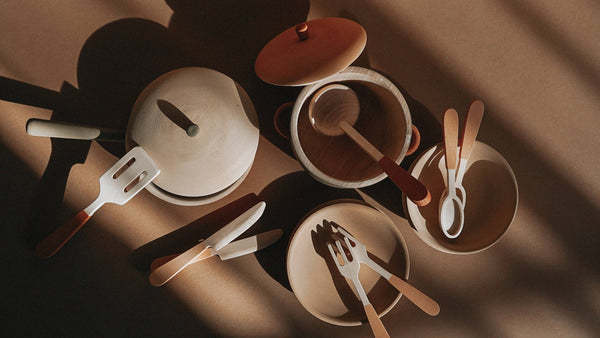 Herbal wooden dinnerware set