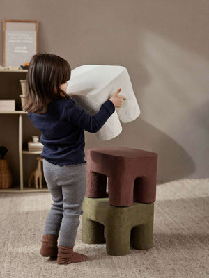 Weisser Podo Kinderstuhl von ferm LIVING, 34 x 25 x 28 cm