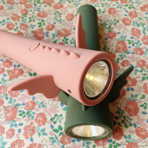 Flashlight Dragon Olivine