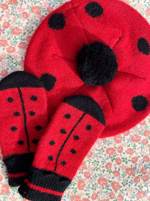 Ladybug Mittens Barbados Cherry