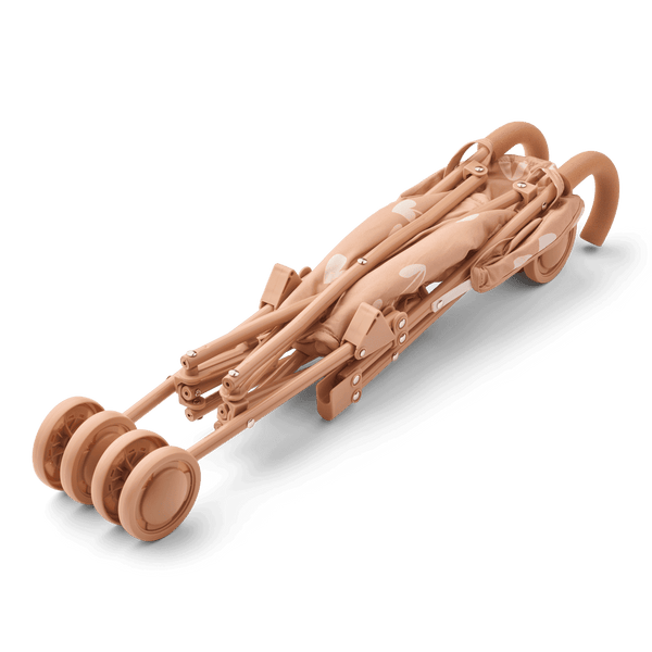 Räder des Liewood Elsie Puppenwagens von unten