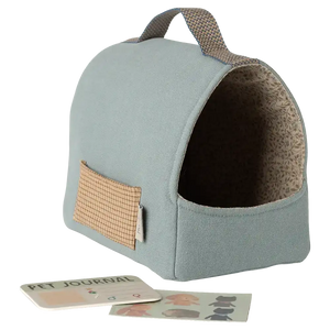 Maileg Haustier-Transportbox Klein in Dusty Blue