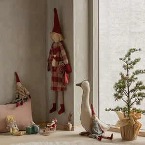 Maileg Pixy Adventskalender Mädchen mit Riemen zum Aufhängen