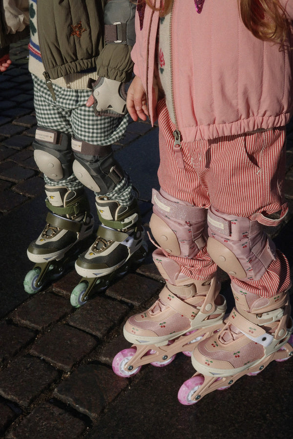 Light up inline skates cherry blush