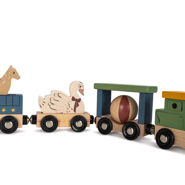 FSC wooden animal train